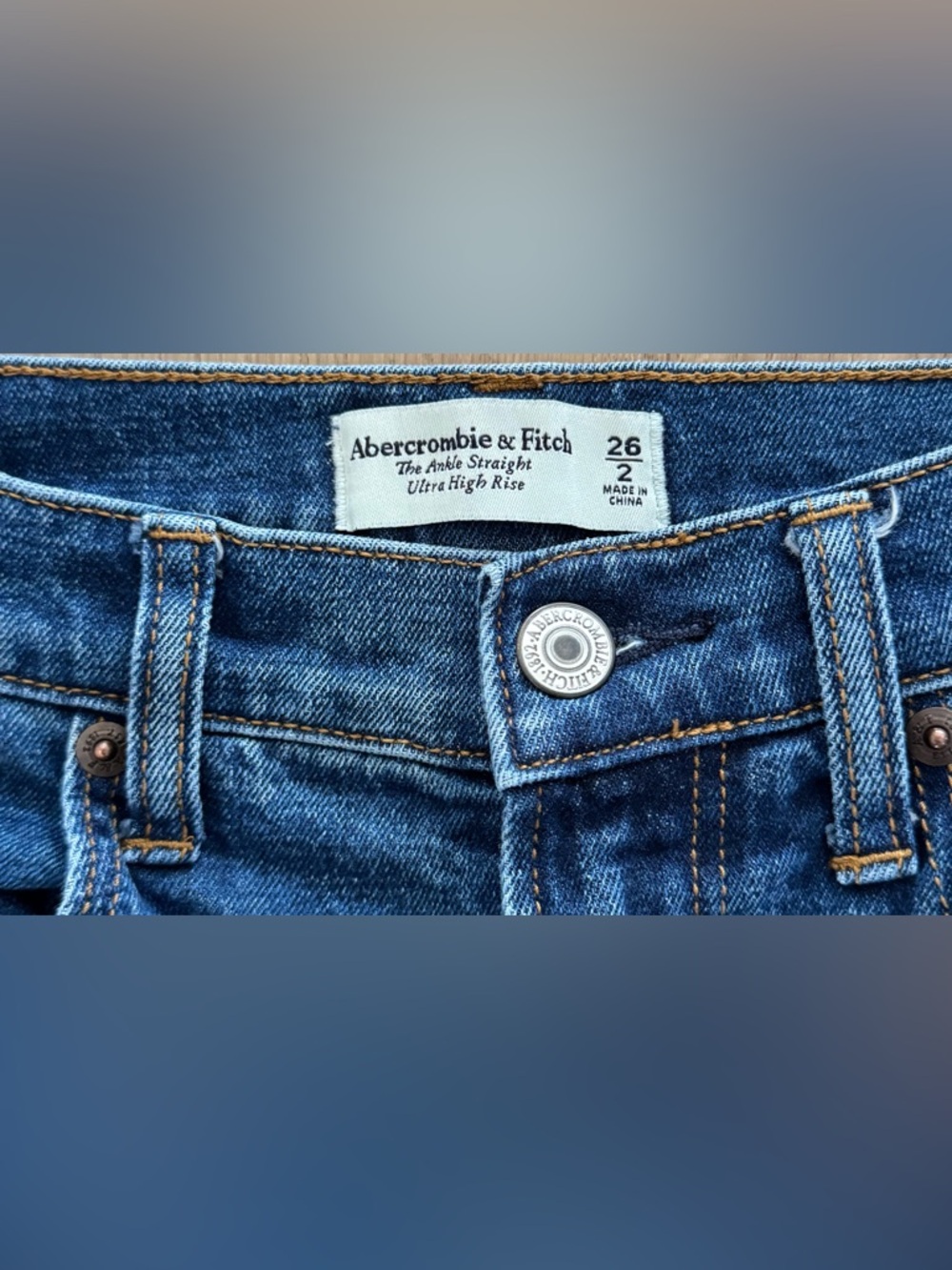Abercrombie & Fitch Women’s The Ankle Straight Utra High Rise Jeans - Size 26/2 - Picture 4 of 4